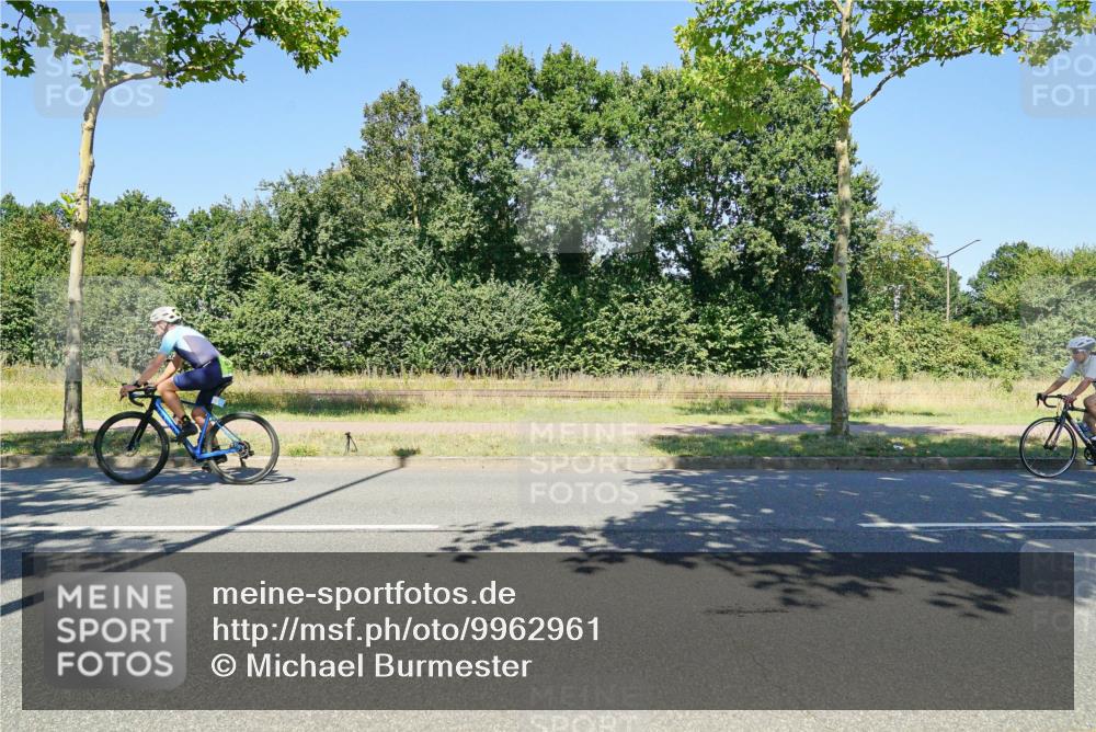 09.08.2026 - GEWOBA Citytriathlon Bremen Michael Burmester http://msf.ph/oto/9962961 09.08.2026 14:41:07 Radfahren 132, 199, 206, 368, 372, 405, 409, 428, 501 meine-sportfotos.de