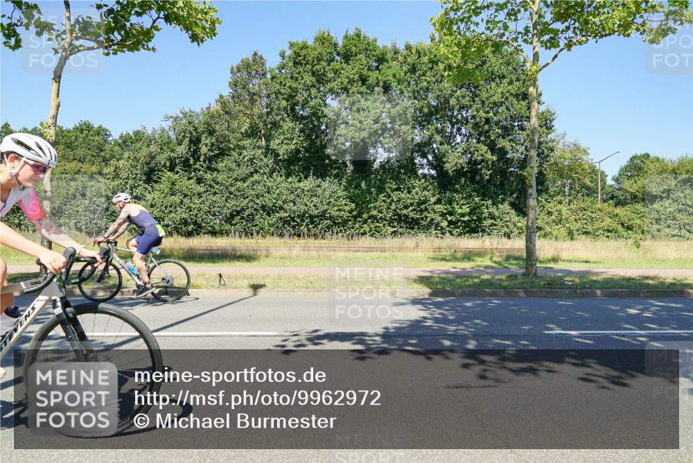 09.08.2026 - GEWOBA Citytriathlon Bremen Michael Burmester http://msf.ph/oto/9962972 09.08.2026 14:41:20 Radfahren 142, 199, 223, 231, 264, 368, 372, 422, 501 meine-sportfotos.de