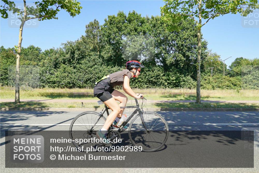 09.08.2026 - GEWOBA Citytriathlon Bremen Michael Burmester http://msf.ph/oto/9962989 09.08.2026 14:41:56 Radfahren 138, 212, 262, 311, 313, 394, 397, 411, 424, 437, 468, 519 meine-sportfotos.de
