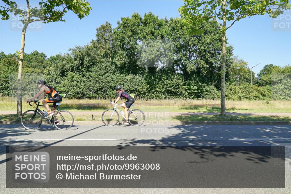 09.08.2026 - GEWOBA Citytriathlon Bremen Michael Burmester http://msf.ph/oto/9963008 09.08.2026 14:42:34 Radfahren 195, 233, 268, 281, 421 meine-sportfotos.de