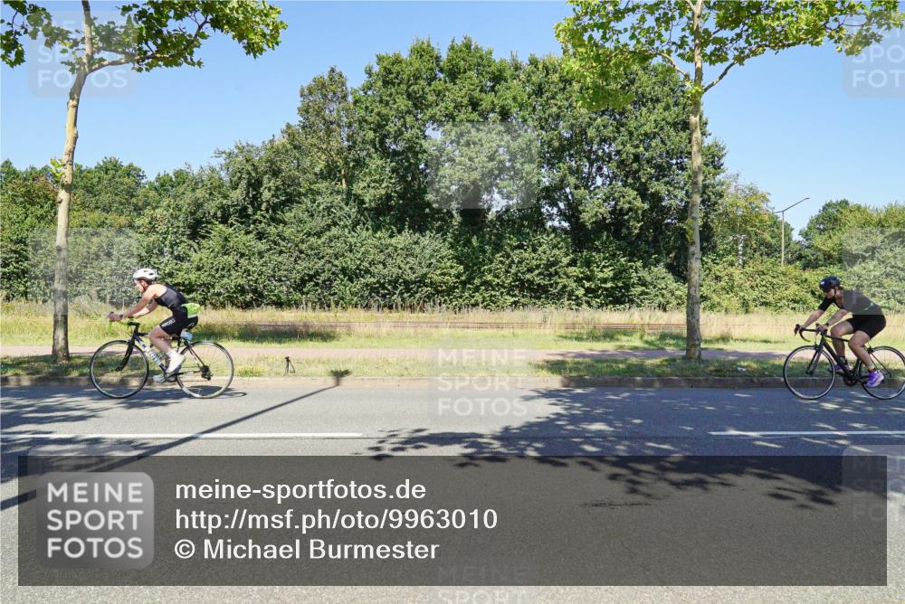 09.08.2026 - GEWOBA Citytriathlon Bremen Michael Burmester http://msf.ph/oto/9963010 09.08.2026 14:42:36 Radfahren 195, 233, 268, 281, 421 meine-sportfotos.de