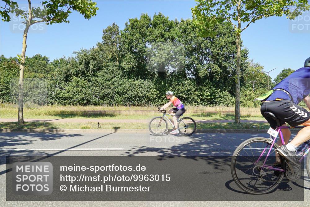 09.08.2026 - GEWOBA Citytriathlon Bremen Michael Burmester http://msf.ph/oto/9963015 09.08.2026 14:42:40 Radfahren 195, 233, 268, 281, 348, 421 meine-sportfotos.de