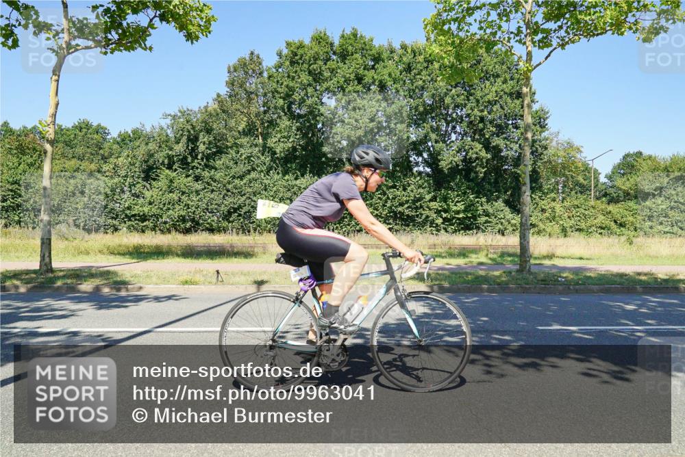 09.08.2026 - GEWOBA Citytriathlon Bremen Michael Burmester http://msf.ph/oto/9963041 09.08.2026 14:43:37 Radfahren 194, 198, 275, 432, 436, 452, 489, 494, 516 meine-sportfotos.de