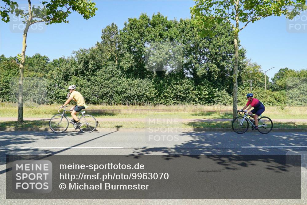 09.08.2026 - GEWOBA Citytriathlon Bremen Michael Burmester http://msf.ph/oto/9963070 09.08.2026 14:45:00 Radfahren 259 meine-sportfotos.de