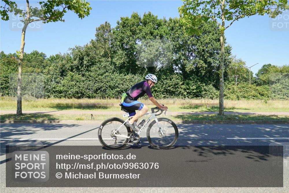 09.08.2026 - GEWOBA Citytriathlon Bremen Michael Burmester http://msf.ph/oto/9963076 09.08.2026 14:45:24 Radfahren 166, 219, 296, 474, 476, 499, 514 meine-sportfotos.de