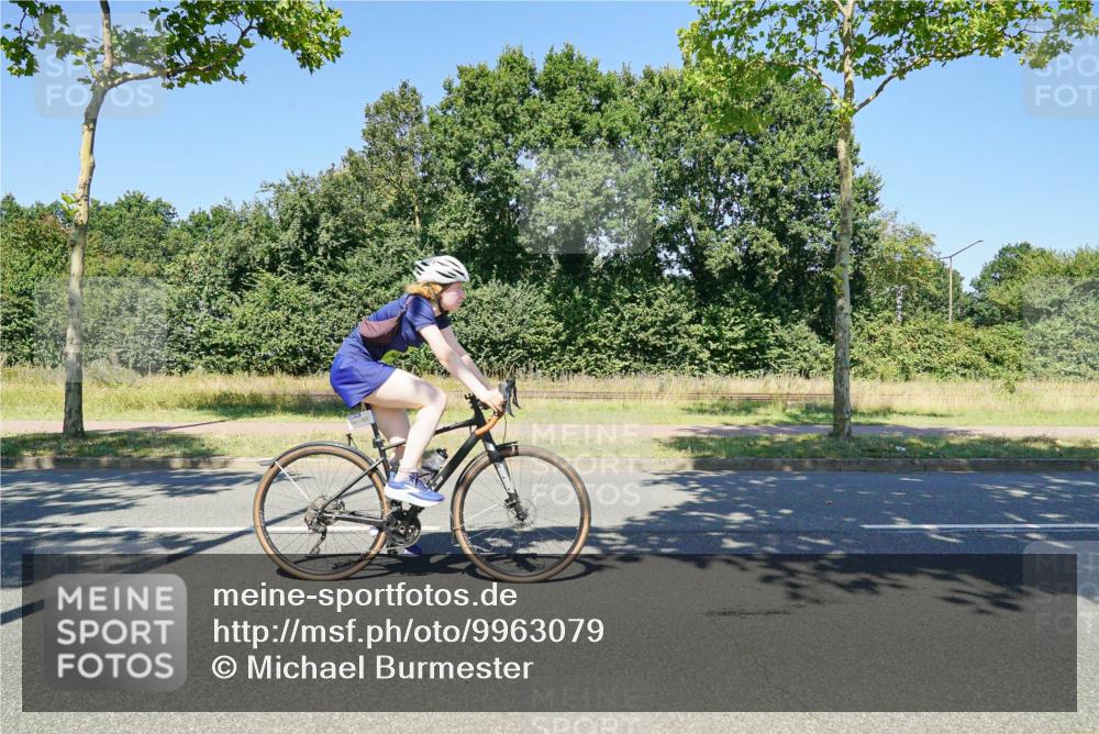 09.08.2026 - GEWOBA Citytriathlon Bremen Michael Burmester http://msf.ph/oto/9963079 09.08.2026 14:45:28 Radfahren 166, 219, 296, 380, 474, 476, 499, 514 meine-sportfotos.de