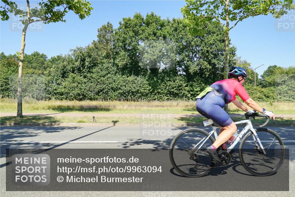 09.08.2026 - GEWOBA Citytriathlon Bremen Michael Burmester http://msf.ph/oto/9963094 09.08.2026 14:46:02 Radfahren 246, 332, 367, 451, 496, 524 meine-sportfotos.de