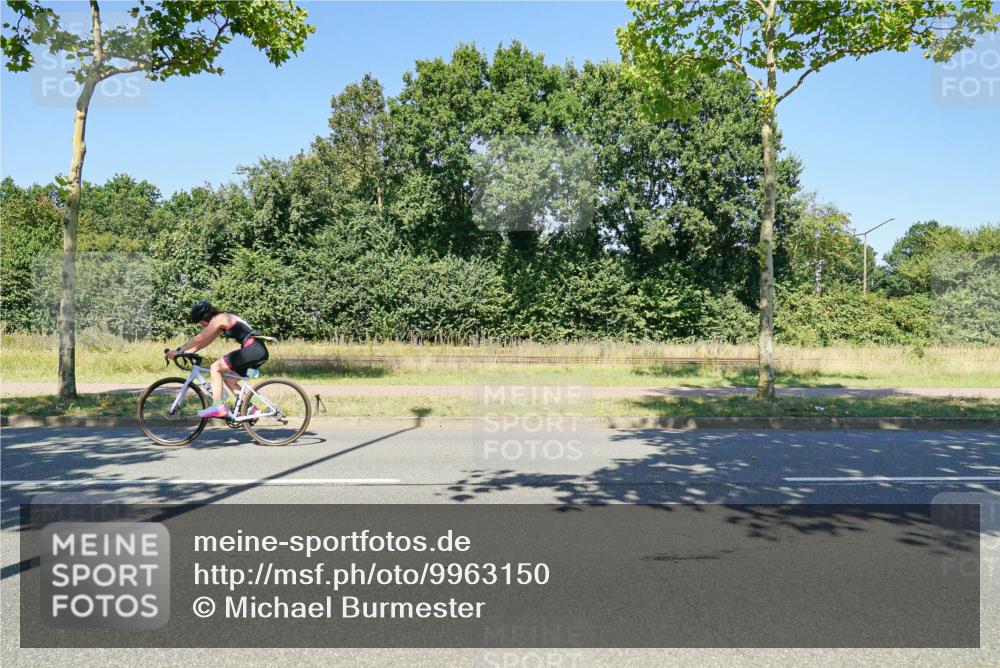 09.08.2026 - GEWOBA Citytriathlon Bremen Michael Burmester http://msf.ph/oto/9963150 09.08.2026 14:53:27 Radfahren 498 meine-sportfotos.de
