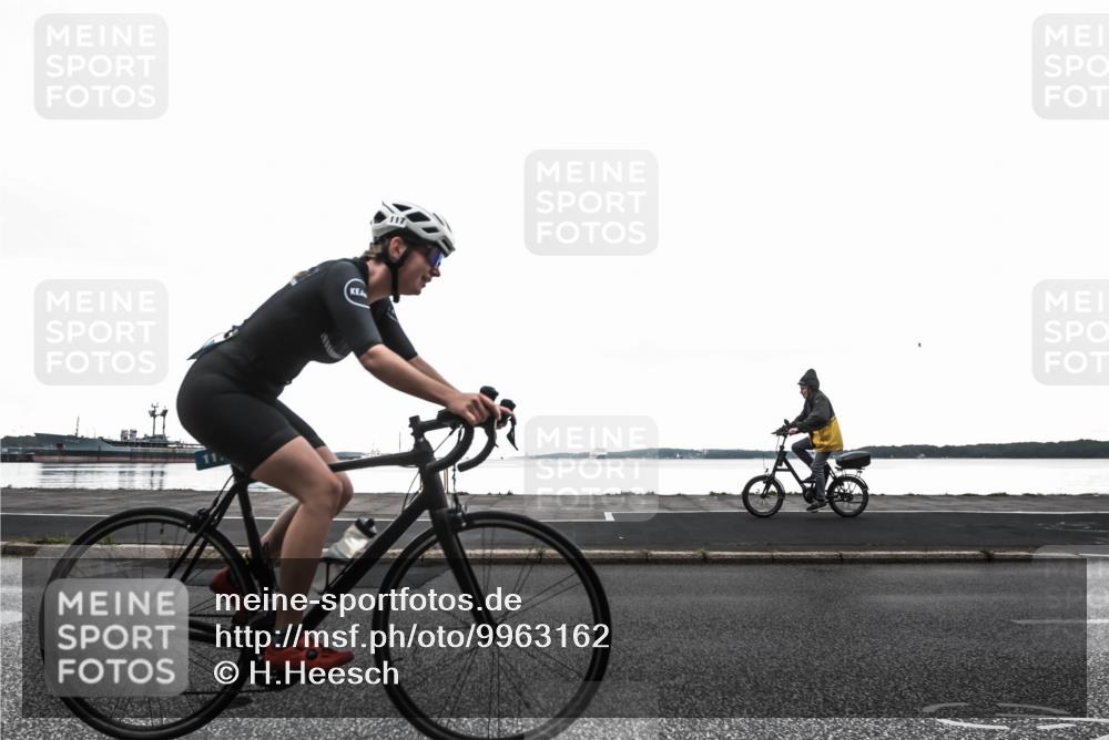 16.08.2026 - KN Förde Triathlon 2026 H.Heesch http://msf.ph/oto/9963162 16.08.2026 09:20:26 Radfahren 117, 122, 130, 143 meine-sportfotos.de