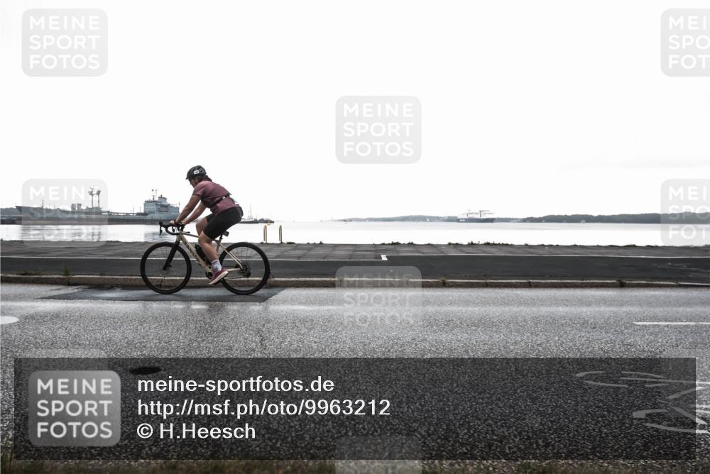 16.08.2026 - KN Förde Triathlon 2026 H.Heesch http://msf.ph/oto/9963212 16.08.2026 09:25:05 Radfahren 165, 187 meine-sportfotos.de