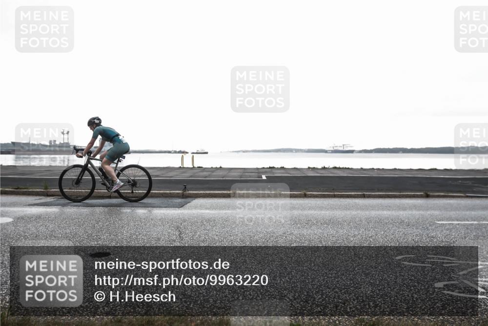 16.08.2026 - KN Förde Triathlon 2026 H.Heesch http://msf.ph/oto/9963220 16.08.2026 09:25:26 Radfahren 102, 106, 164, 166, 169, 174, 178, 191, 192 meine-sportfotos.de