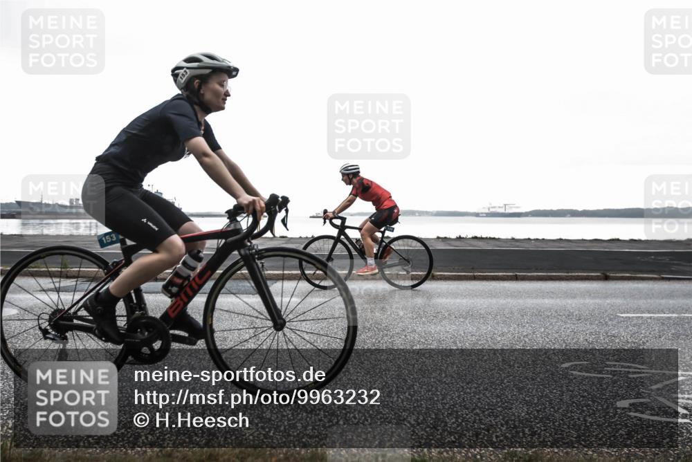 16.08.2026 - KN Förde Triathlon 2026 H.Heesch http://msf.ph/oto/9963232 16.08.2026 09:25:43 Radfahren 115, 139, 145, 153, 163, 225 meine-sportfotos.de