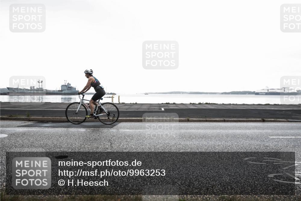 16.08.2026 - KN Förde Triathlon 2026 H.Heesch http://msf.ph/oto/9963253 16.08.2026 09:27:11 Radfahren 177, 203 meine-sportfotos.de
