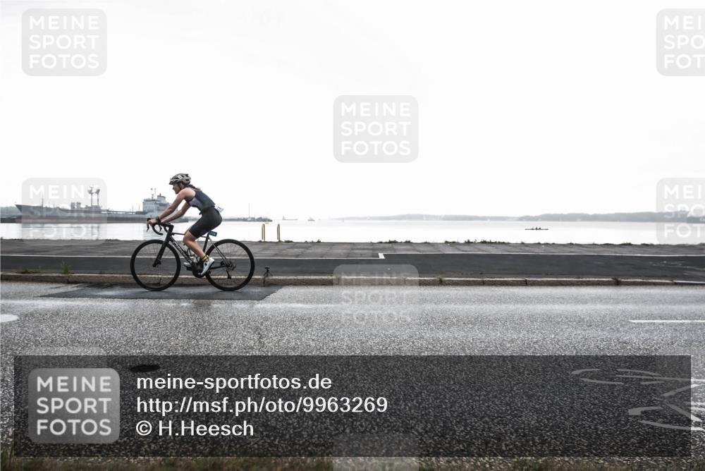 16.08.2026 - KN Förde Triathlon 2026 H.Heesch http://msf.ph/oto/9963269 16.08.2026 09:27:49 Radfahren 115, 142, 168, 187, 204 meine-sportfotos.de