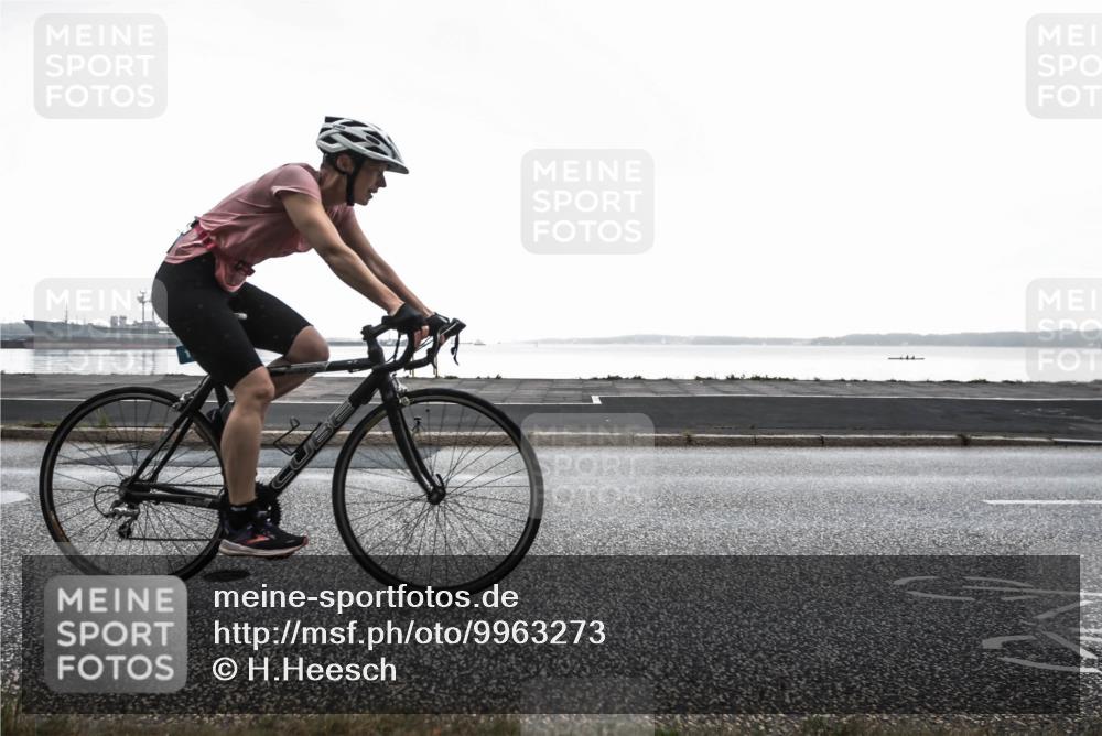 16.08.2026 - KN Förde Triathlon 2026 H.Heesch http://msf.ph/oto/9963273 16.08.2026 09:27:56 Radfahren 103, 115, 142, 164, 166, 178, 186 meine-sportfotos.de