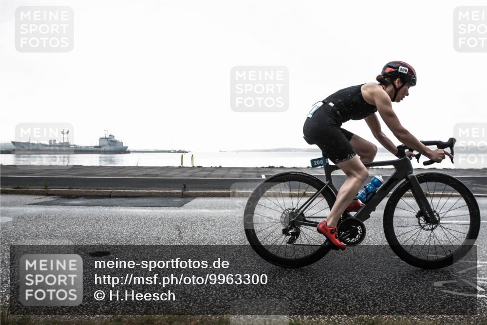 16.08.2026 - KN Förde Triathlon 2026 H.Heesch http://msf.ph/oto/9963300 16.08.2026 09:28:37 Radfahren 193, 200 meine-sportfotos.de