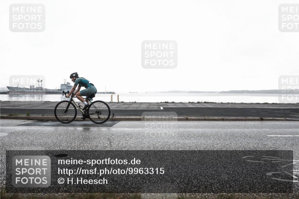 16.08.2026 - KN Förde Triathlon 2026 H.Heesch http://msf.ph/oto/9963315 16.08.2026 09:29:47 Radfahren 119, 133, 184 meine-sportfotos.de