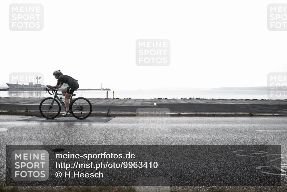 16.08.2026 - KN Förde Triathlon 2026 H.Heesch http://msf.ph/oto/9963410 16.08.2026 09:33:39 Radfahren 170, 219, 236 meine-sportfotos.de
