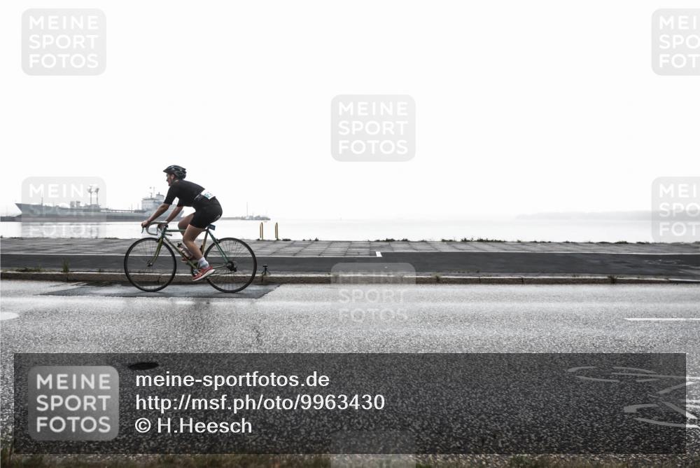 16.08.2026 - KN Förde Triathlon 2026 H.Heesch http://msf.ph/oto/9963430 16.08.2026 09:34:36 Radfahren 114, 115, 185 meine-sportfotos.de