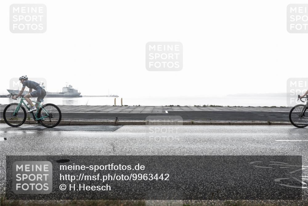 16.08.2026 - KN Förde Triathlon 2026 H.Heesch http://msf.ph/oto/9963442 16.08.2026 09:35:06 Radfahren 147, 262, 266, 805 meine-sportfotos.de