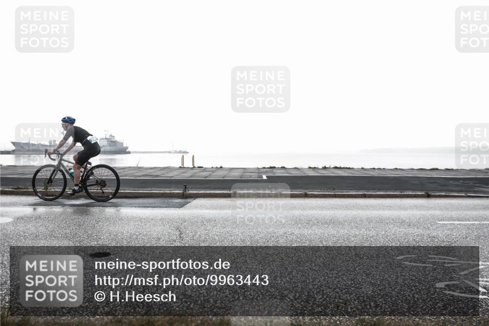 16.08.2026 - KN Förde Triathlon 2026 H.Heesch http://msf.ph/oto/9963443 16.08.2026 09:35:07 Radfahren 147, 262, 805 meine-sportfotos.de