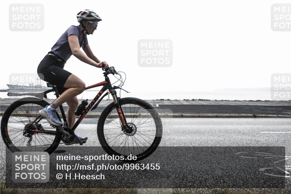 16.08.2026 - KN Förde Triathlon 2026 H.Heesch http://msf.ph/oto/9963455 16.08.2026 09:35:40 Radfahren 135, 246, 252, 263 meine-sportfotos.de