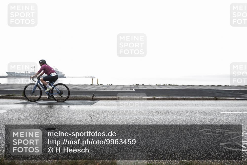 16.08.2026 - KN Förde Triathlon 2026 H.Heesch http://msf.ph/oto/9963459 16.08.2026 09:35:51 Radfahren 195, 225, 254 meine-sportfotos.de