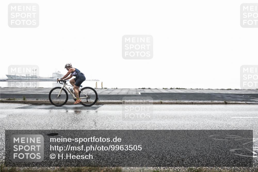 16.08.2026 - KN Förde Triathlon 2026 H.Heesch http://msf.ph/oto/9963505 16.08.2026 09:37:45 Radfahren 116, 121, 139, 146 meine-sportfotos.de