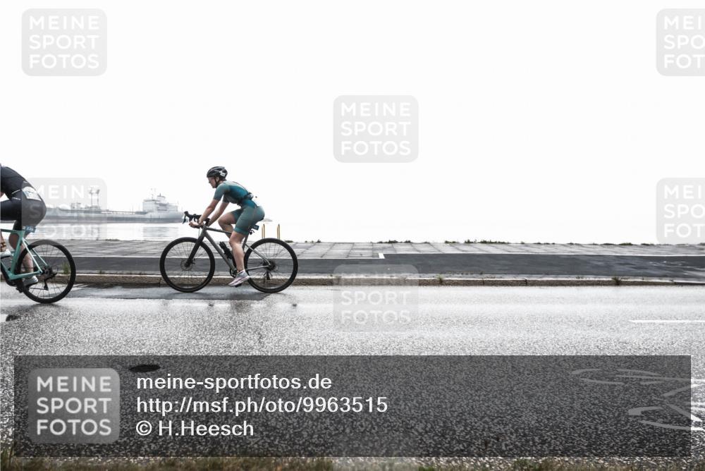16.08.2026 - KN Förde Triathlon 2026 H.Heesch http://msf.ph/oto/9963515 16.08.2026 09:38:04 Radfahren 142, 172, 184, 264, 266 meine-sportfotos.de