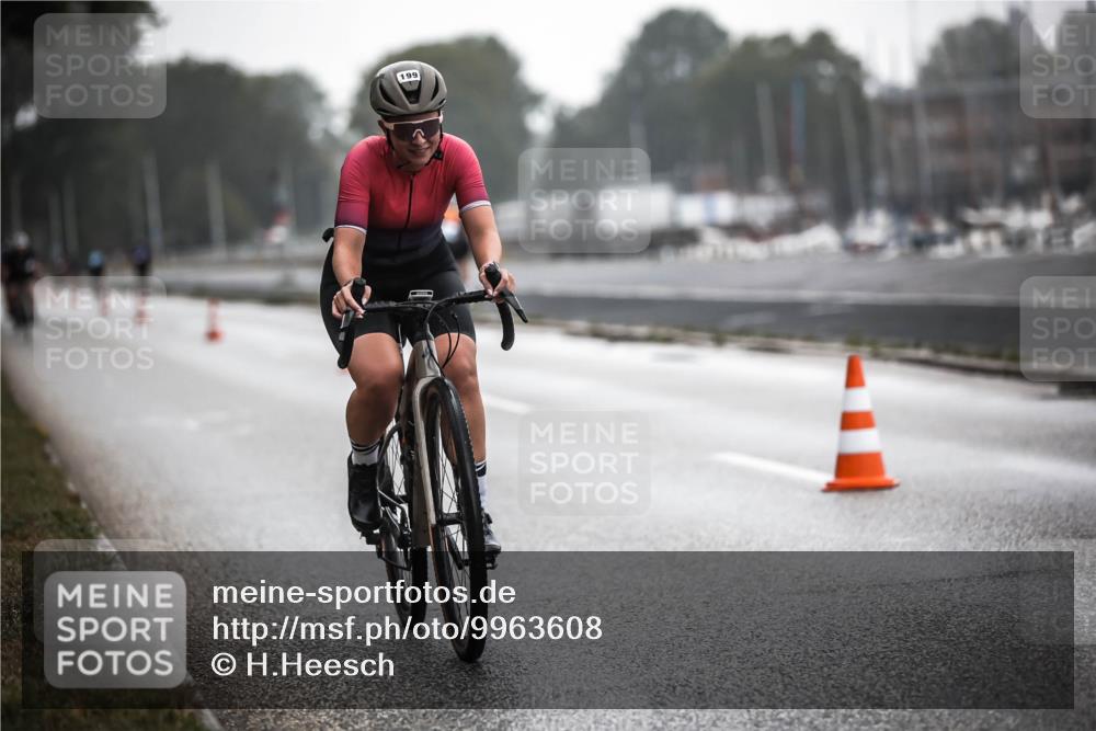 16.08.2026 - KN Förde Triathlon 2026 H.Heesch http://msf.ph/oto/9963608 16.08.2026 09:31:48 Radfahren 106, 143, 199, 242 meine-sportfotos.de
