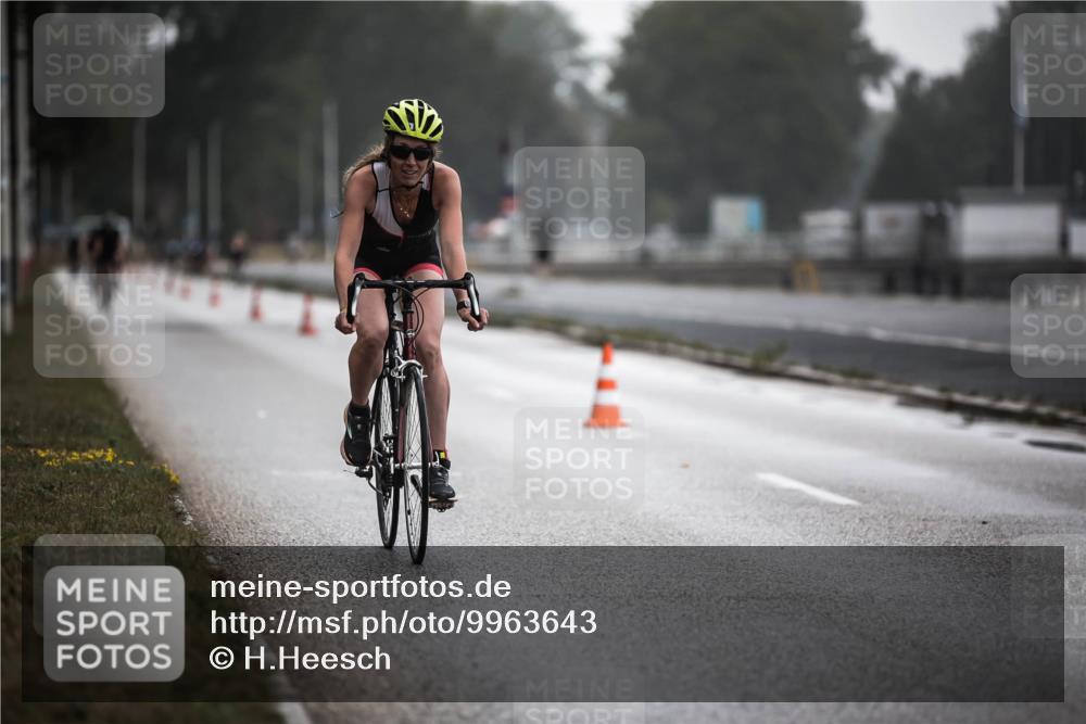 16.08.2026 - KN Förde Triathlon 2026 H.Heesch http://msf.ph/oto/9963643 16.08.2026 09:32:03 Radfahren 104, 155, 185, 241 meine-sportfotos.de