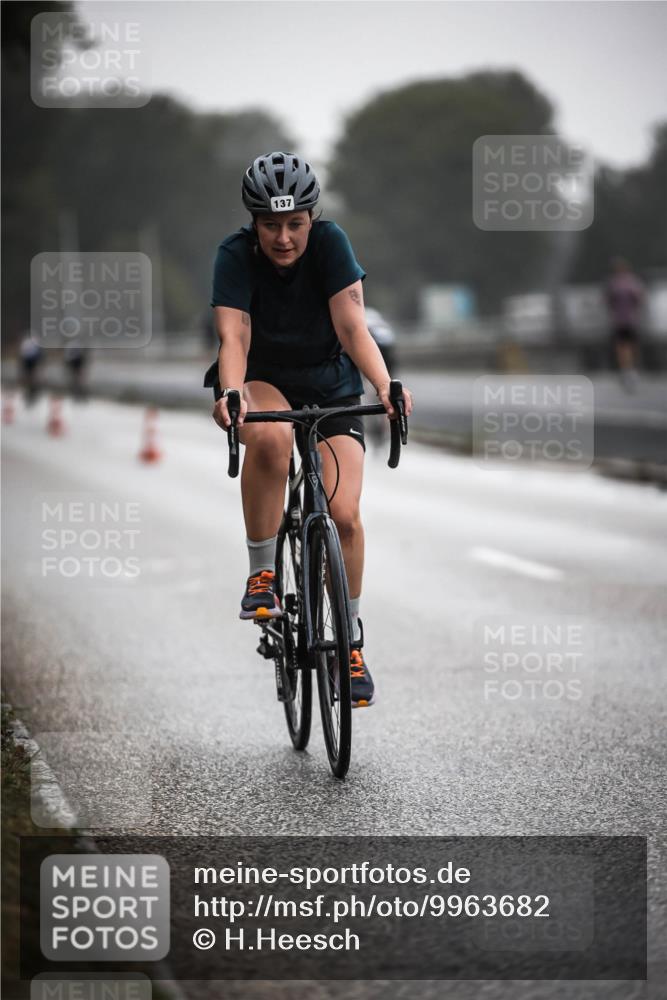16.08.2026 - KN Förde Triathlon 2026 H.Heesch http://msf.ph/oto/9963682 16.08.2026 09:32:13 Radfahren 120, 137, 154, 213, 805 meine-sportfotos.de