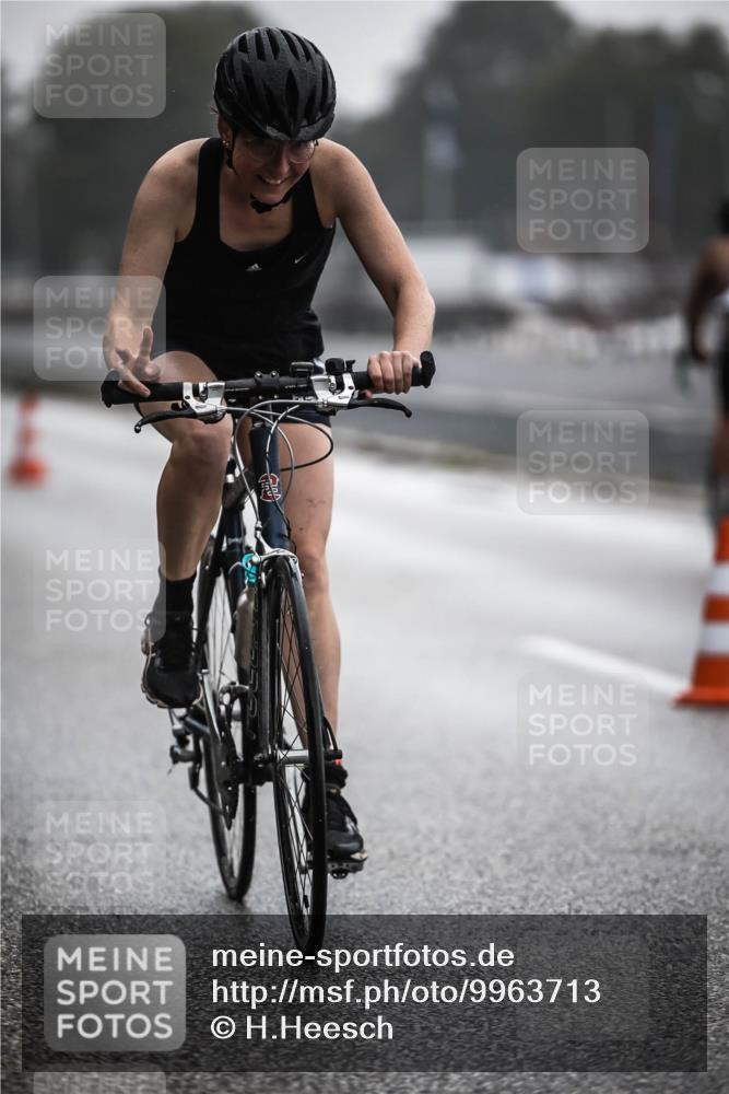 16.08.2026 - KN Förde Triathlon 2026 H.Heesch http://msf.ph/oto/9963713 16.08.2026 09:32:18 Radfahren 125, 133, 213, 262 meine-sportfotos.de