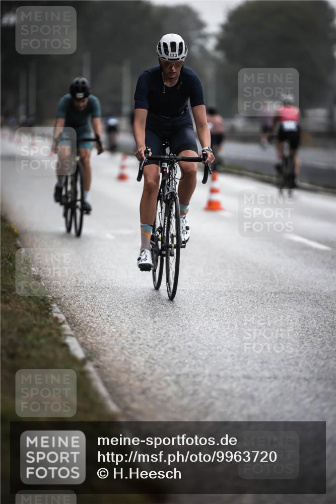 16.08.2026 - KN Förde Triathlon 2026 H.Heesch http://msf.ph/oto/9963720 16.08.2026 09:32:22 Radfahren 125, 133, 232, 262 meine-sportfotos.de