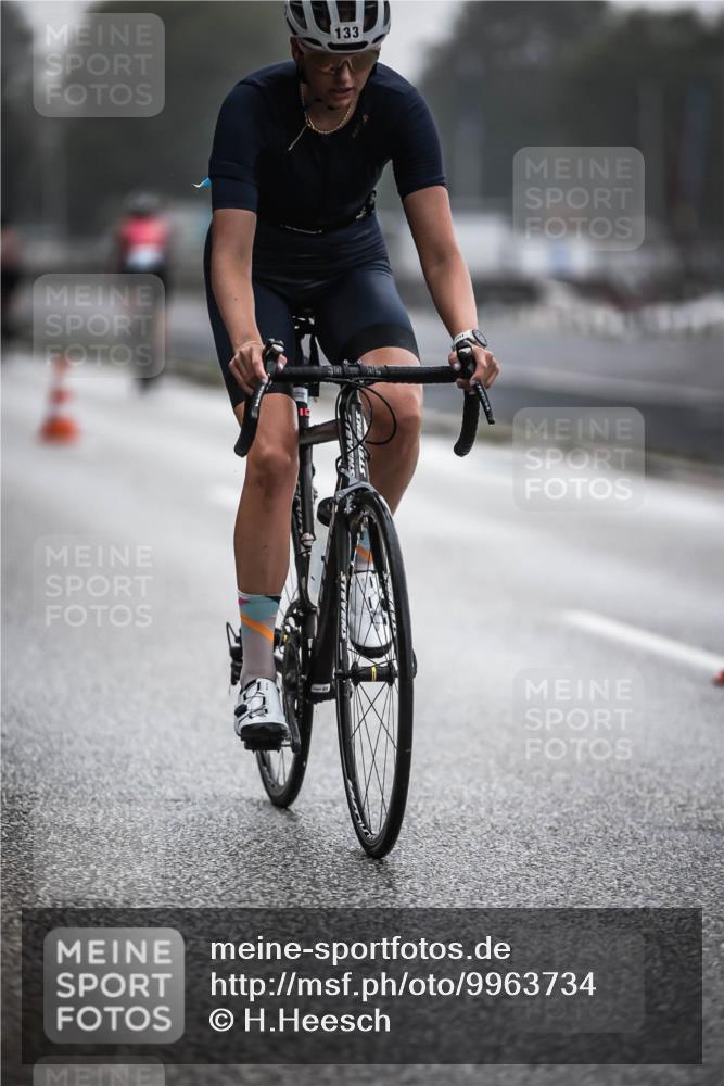 16.08.2026 - KN Förde Triathlon 2026 H.Heesch http://msf.ph/oto/9963734 16.08.2026 09:32:23 Radfahren 133, 232, 262 meine-sportfotos.de