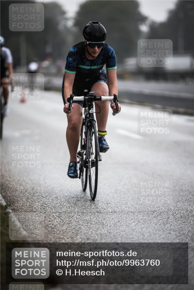 16.08.2026 - KN Förde Triathlon 2026 H.Heesch http://msf.ph/oto/9963760 16.08.2026 09:32:35 Radfahren 127, 131, 147, 148, 246, 252 meine-sportfotos.de