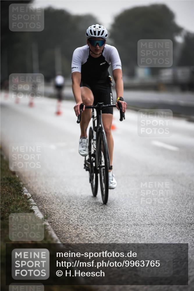 16.08.2026 - KN Förde Triathlon 2026 H.Heesch http://msf.ph/oto/9963765 16.08.2026 09:32:36 Radfahren 127, 131, 147, 148, 246, 252 meine-sportfotos.de
