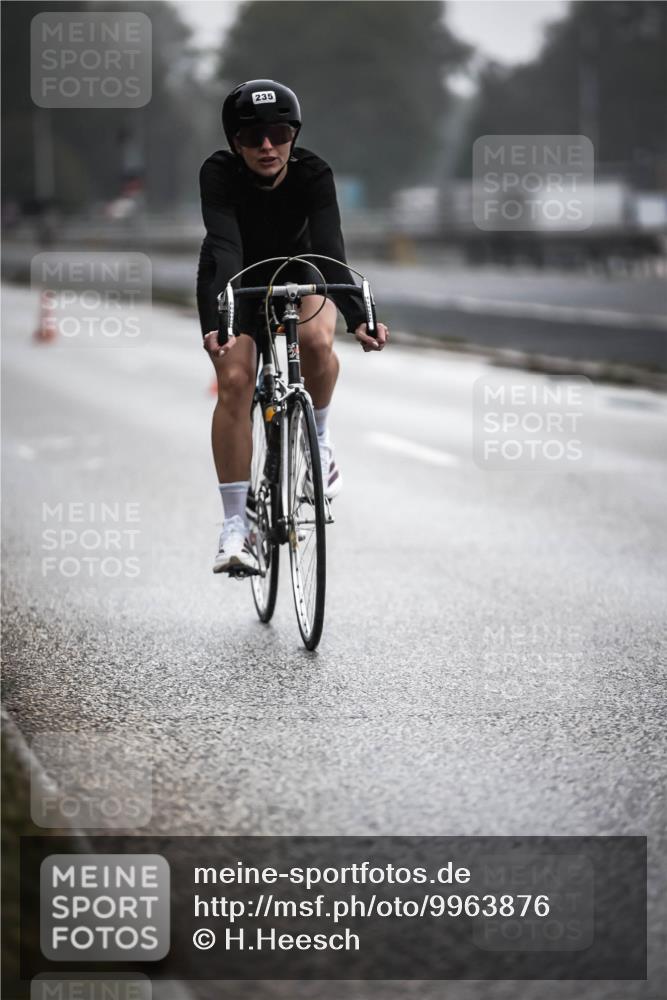 16.08.2026 - KN Förde Triathlon 2026 H.Heesch http://msf.ph/oto/9963876 16.08.2026 09:33:04 Radfahren 135, 235, 254 meine-sportfotos.de