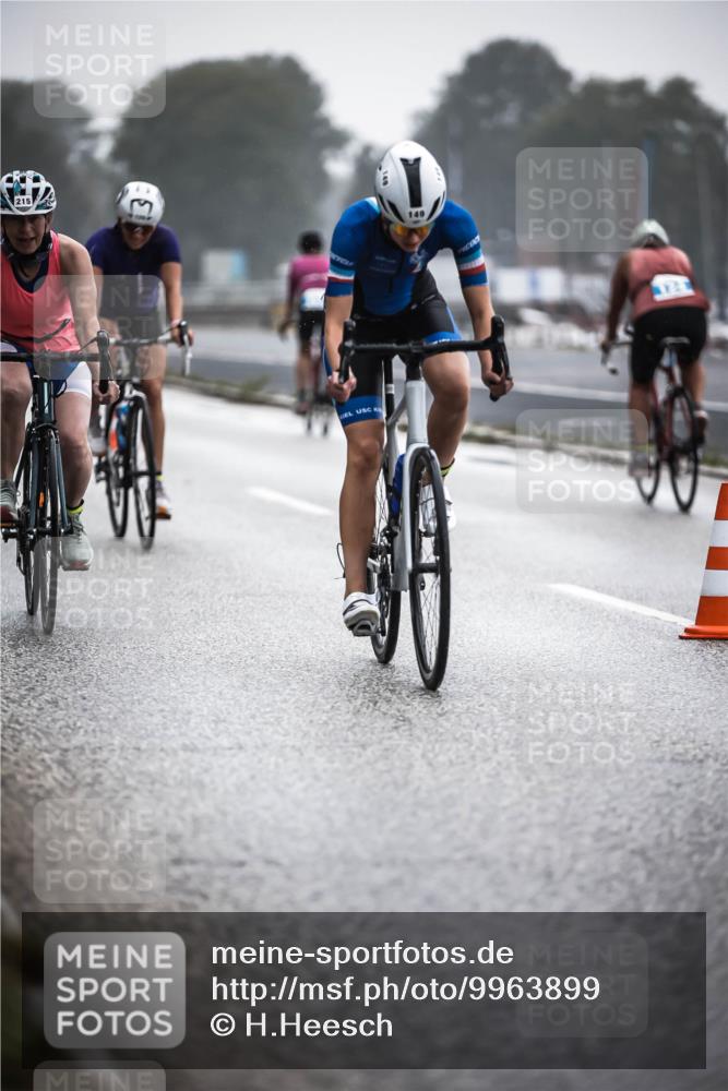 16.08.2026 - KN Förde Triathlon 2026 H.Heesch http://msf.ph/oto/9963899 16.08.2026 09:33:25 Radfahren 129, 149, 215, 244, 247 meine-sportfotos.de