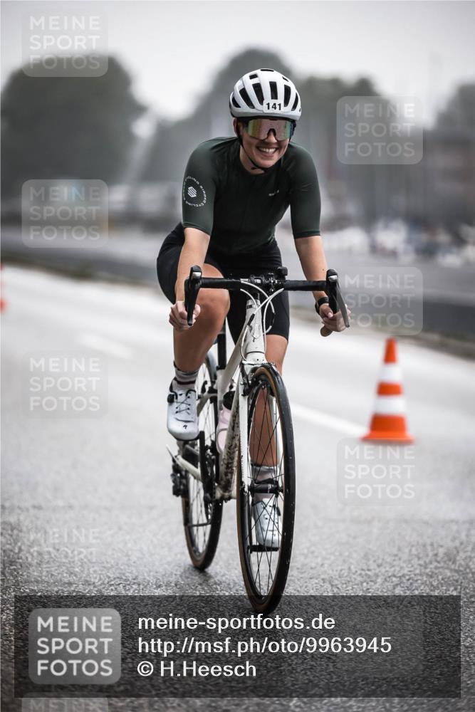16.08.2026 - KN Förde Triathlon 2026 H.Heesch http://msf.ph/oto/9963945 16.08.2026 09:33:35 Radfahren 130, 141, 150, 224 meine-sportfotos.de