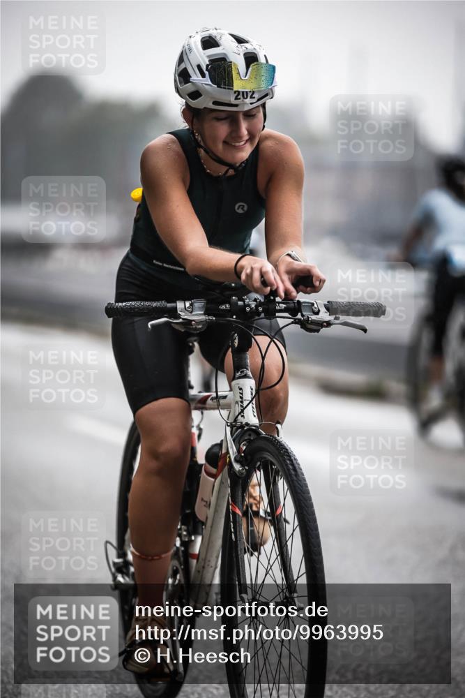 16.08.2026 - KN Förde Triathlon 2026 H.Heesch http://msf.ph/oto/9963995 16.08.2026 09:33:48 Radfahren 202 meine-sportfotos.de