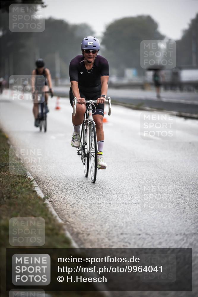 16.08.2026 - KN Förde Triathlon 2026 H.Heesch http://msf.ph/oto/9964041 16.08.2026 09:34:01 Radfahren 182, 228, 248 meine-sportfotos.de