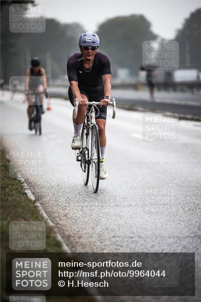 16.08.2026 - KN Förde Triathlon 2026 H.Heesch http://msf.ph/oto/9964044 16.08.2026 09:34:01 Radfahren 182, 228, 248 meine-sportfotos.de