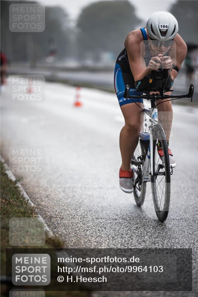 16.08.2026 - KN Förde Triathlon 2026 H.Heesch http://msf.ph/oto/9964103 16.08.2026 09:34:11 Radfahren 104, 134, 216 meine-sportfotos.de