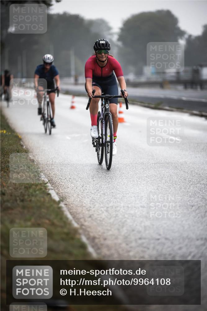 16.08.2026 - KN Förde Triathlon 2026 H.Heesch http://msf.ph/oto/9964108 16.08.2026 09:34:13 Radfahren 104, 134, 216 meine-sportfotos.de
