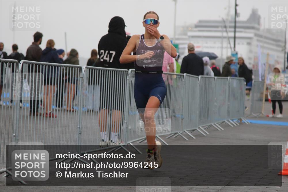 16.08.2026 - KN Förde Triathlon 2026 Markus Tischler http://msf.ph/oto/9964245 16.08.2026 09:51:42 Ziel  meine-sportfotos.de