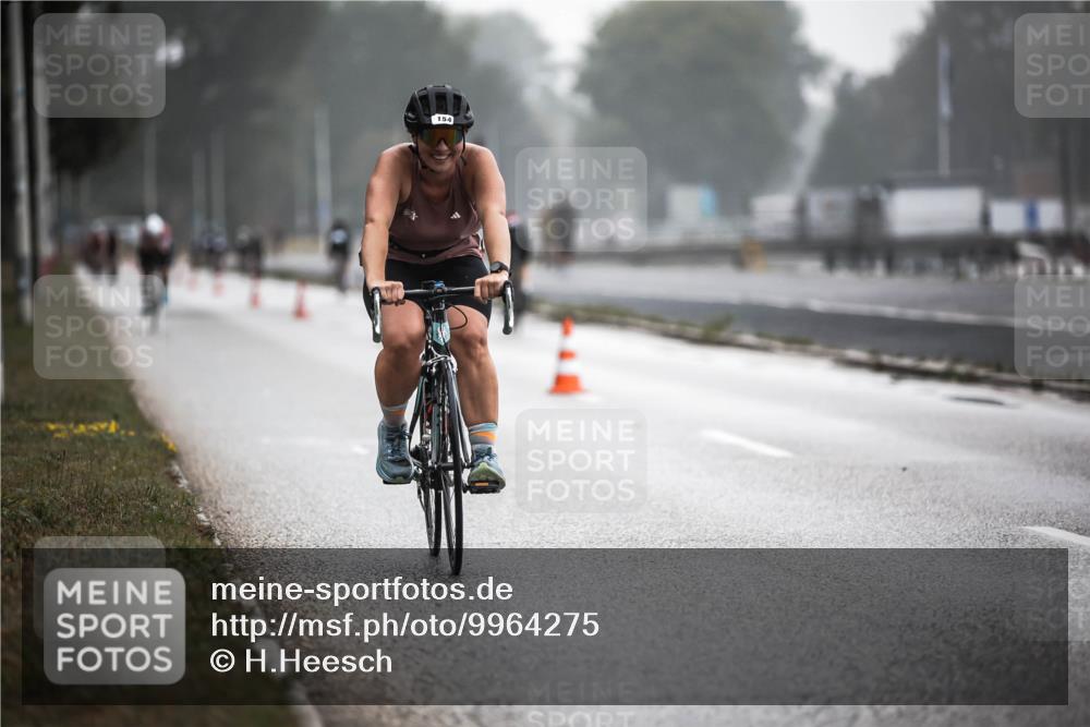 16.08.2026 - KN Förde Triathlon 2026 H.Heesch http://msf.ph/oto/9964275 16.08.2026 09:34:49 Radfahren 120, 154, 165 meine-sportfotos.de