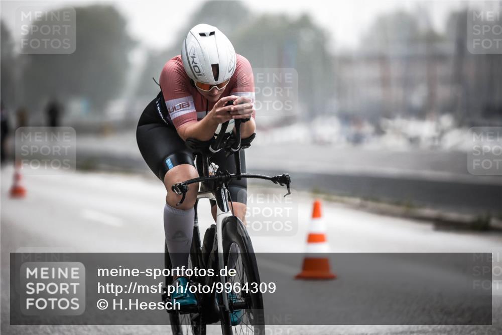 16.08.2026 - KN Förde Triathlon 2026 H.Heesch http://msf.ph/oto/9964309 16.08.2026 09:34:55 Radfahren 165, 197 meine-sportfotos.de