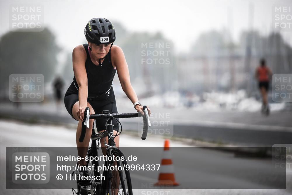 16.08.2026 - KN Förde Triathlon 2026 H.Heesch http://msf.ph/oto/9964337 16.08.2026 09:35:02 Radfahren 125, 147, 175, 197, 266, 805 meine-sportfotos.de