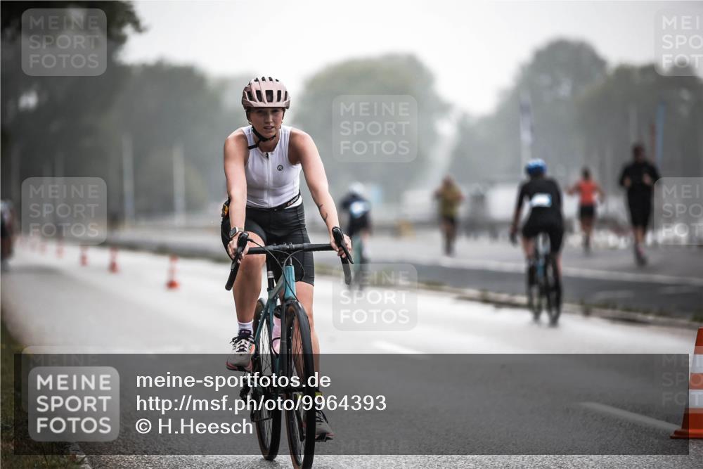 16.08.2026 - KN Förde Triathlon 2026 H.Heesch http://msf.ph/oto/9964393 16.08.2026 09:35:10 Radfahren 147, 262, 805 meine-sportfotos.de